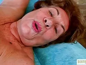 Blonde Latina Shemal ...