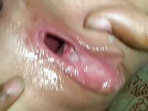 gibt Ihm seine Nuru  ...