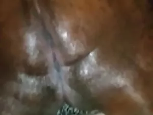 Big tits Brünette Mi ...