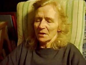 Atemberaubende Teen  ...