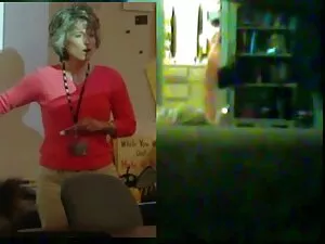 Nuttig teen fickt un ...